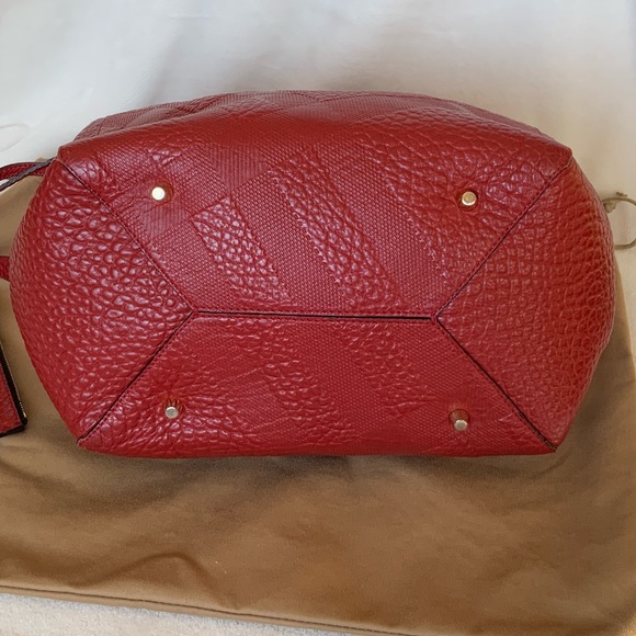 Burberry Embossed Check Leather Canterbury bag - Picture 4 of 16